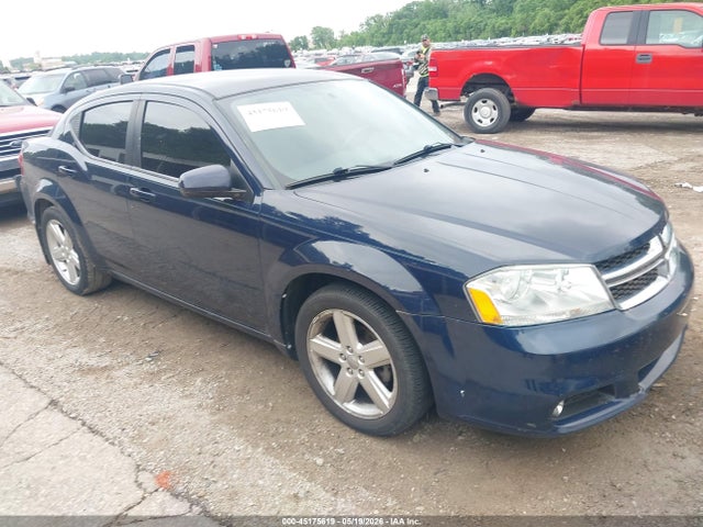 Salvage Dodge Avenger Image