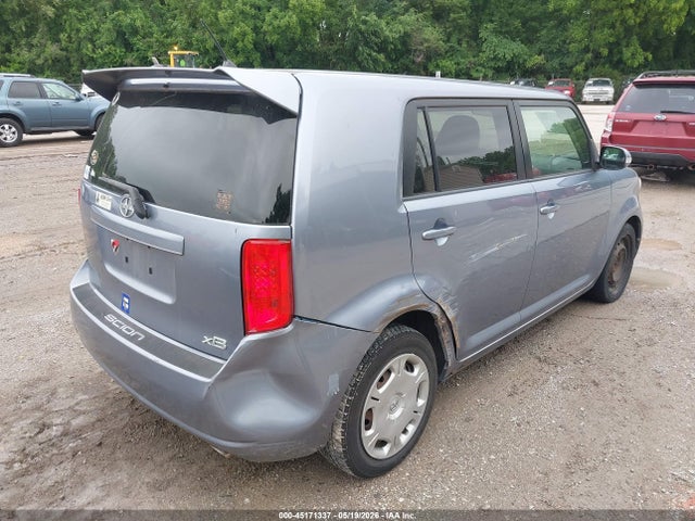 Scion xB