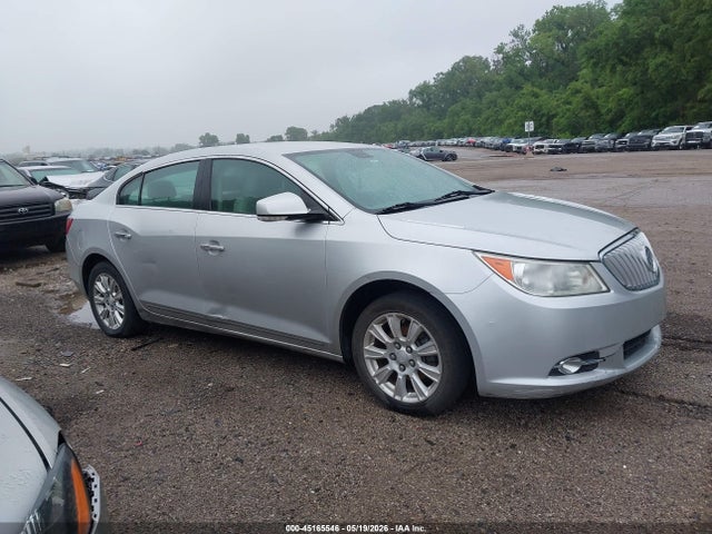 Salvage Buick LaCrosse Image