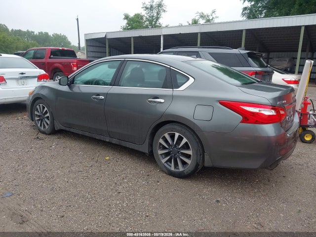 Nissan Altima 2.5 Sv