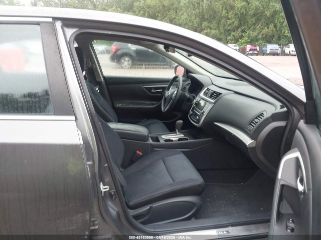 Nissan Altima 2.5 Sv