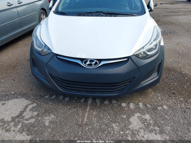 Hyundai ELANTRA Se