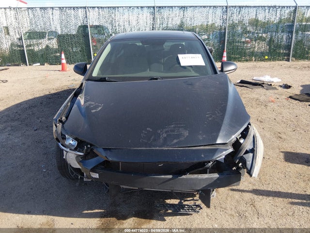 Hyundai ELANTRA Value Edition