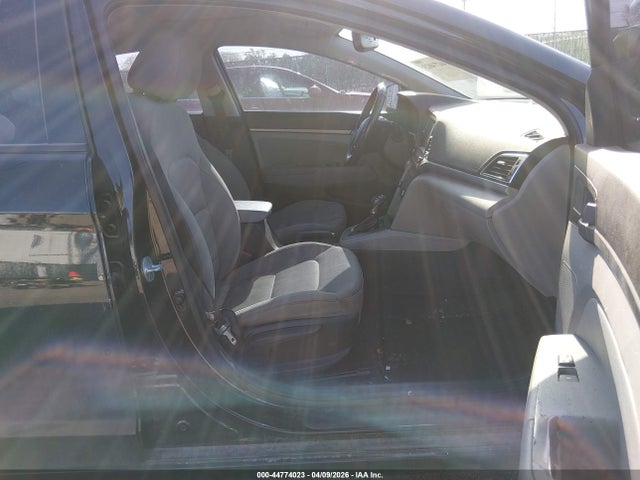 Hyundai ELANTRA Value Edition