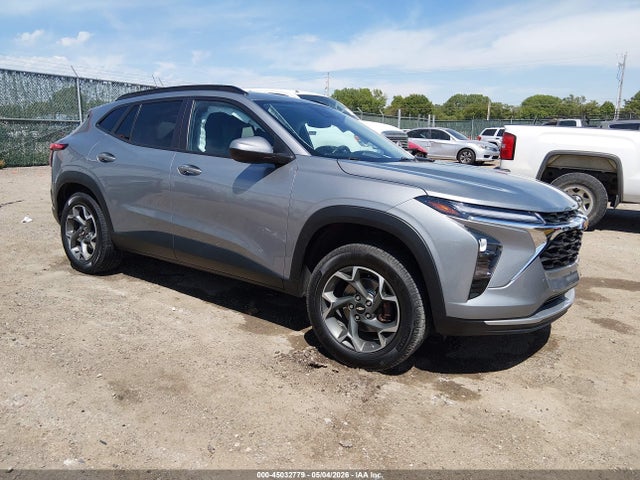 Salvage Chevrolet Trax Image