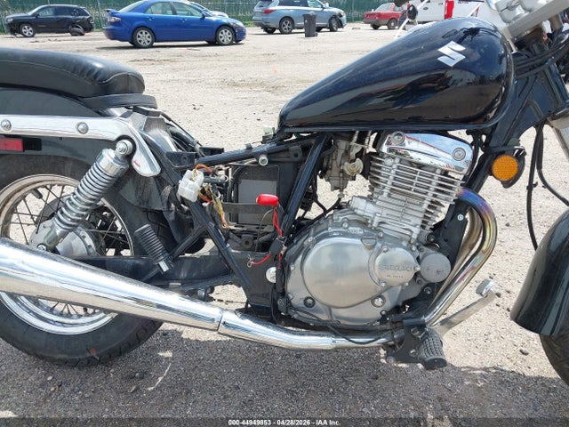 Suzuki Gz250