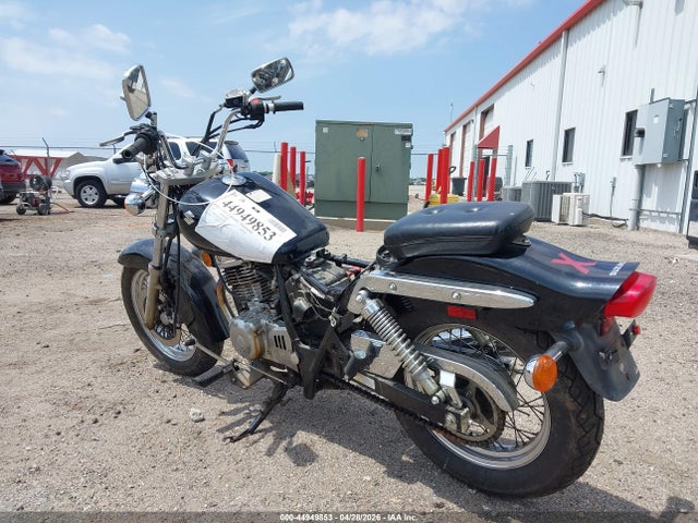Suzuki Gz250