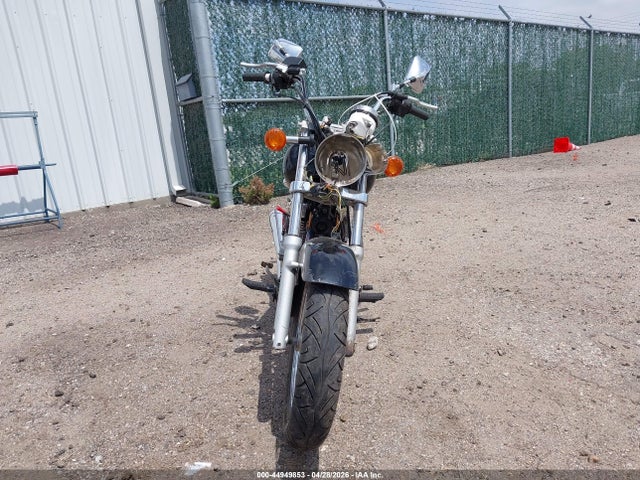 Suzuki Gz250