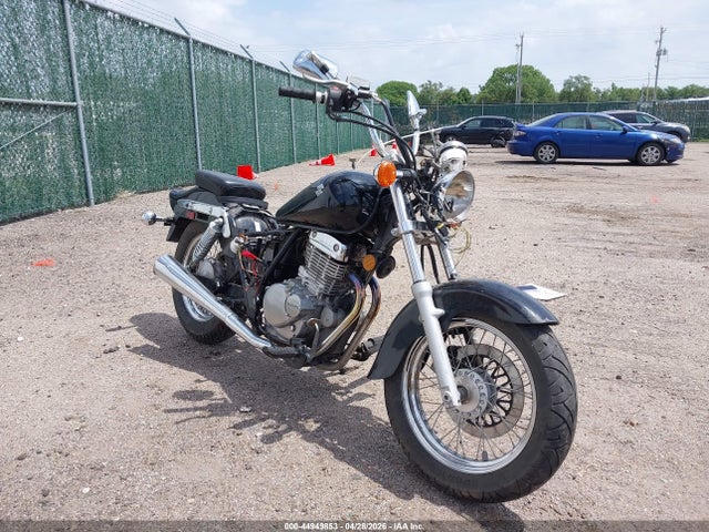 Salvage Suzuki Gz250 Image