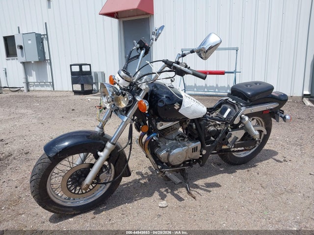 Suzuki Gz250