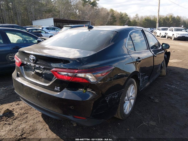 Toyota Camry Le Awd