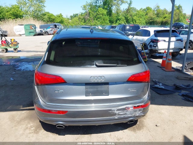 Audi Q5 2.0t Premium