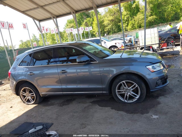 Audi Q5 2.0t Premium