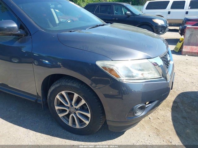 Nissan Pathfinder S