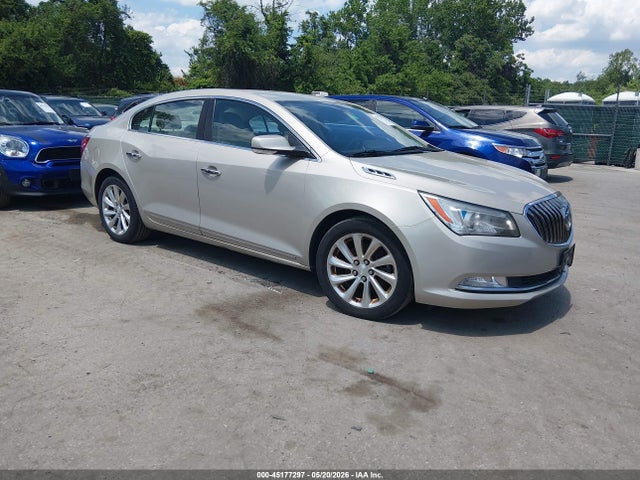 Salvage Buick LaCrosse Image