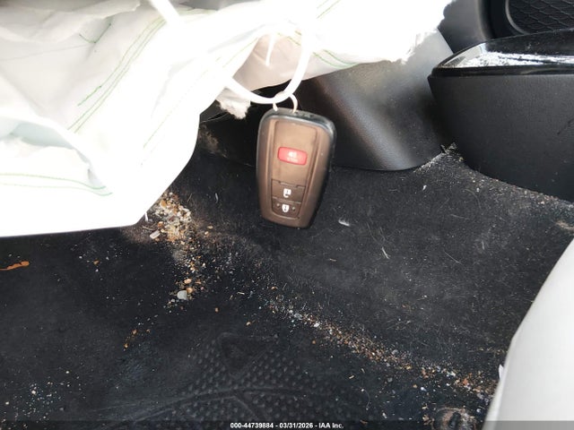 Toyota Prius Xle Awd-e