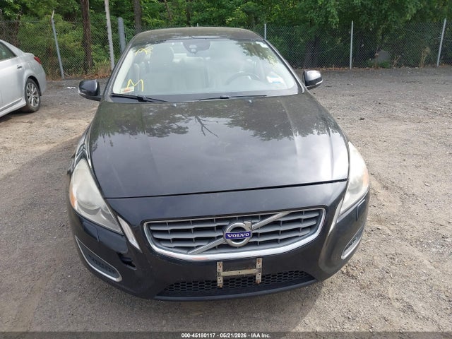 Volvo S60 T5