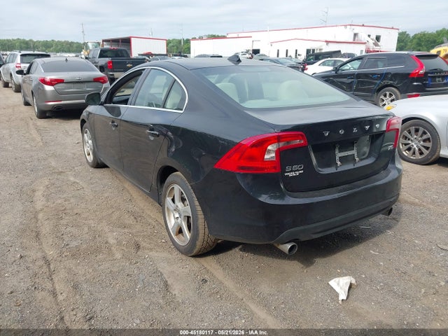 Volvo S60 T5