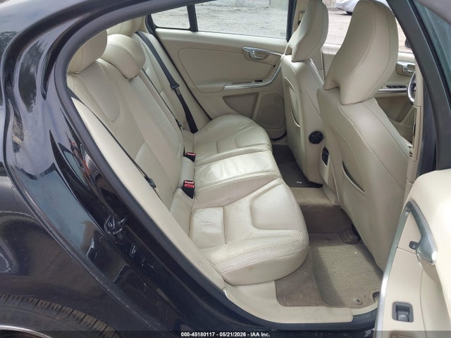 Volvo S60 T5