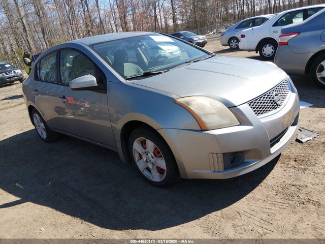 Salvage Nissan Sentra Image