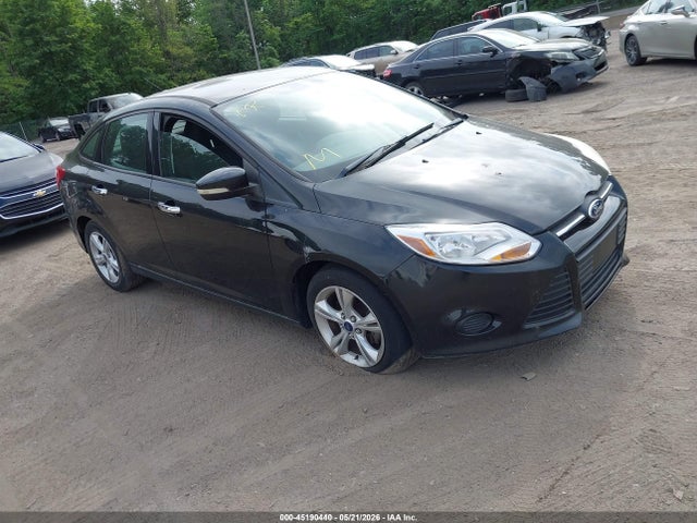 Salvage Ford Focus Image