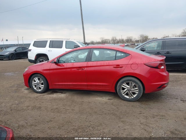 Hyundai ELANTRA Sel