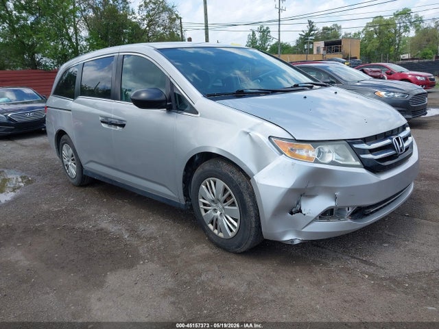 Salvage Honda Odyssey Image