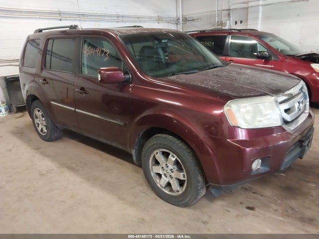 Salvage Honda Pilot Image