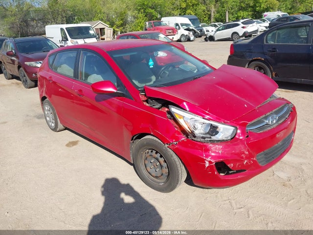 Salvage Hyundai ACCENT Image