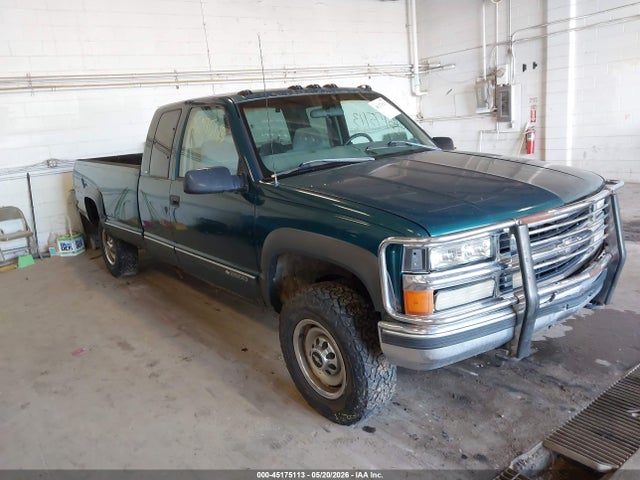 Salvage Chevrolet K2500 Image