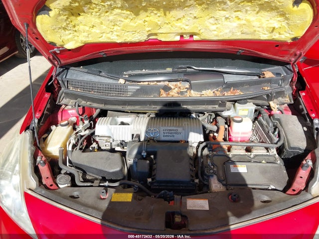 Toyota Prius v Two
