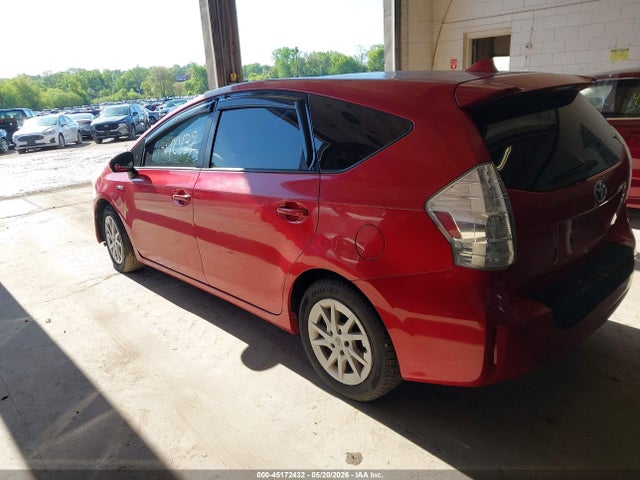 Toyota Prius v Two