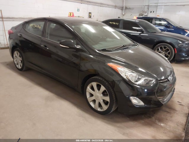 Salvage Hyundai ELANTRA Image