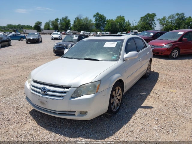 Toyota Avalon Xls