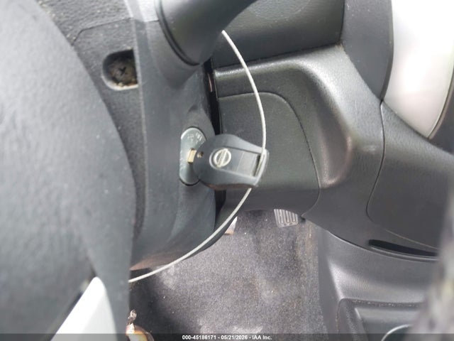 Nissan Versa Sv