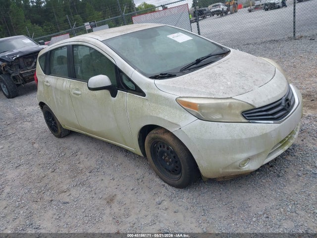 Salvage Nissan Versa Image