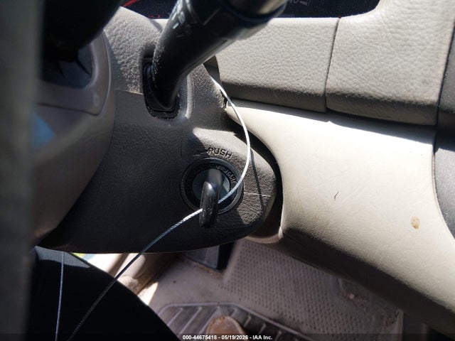 Toyota Camry Le