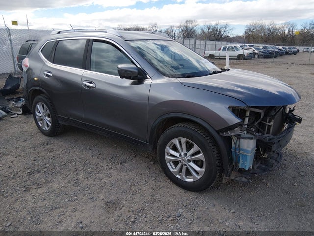 Salvage Nissan Rogue Image