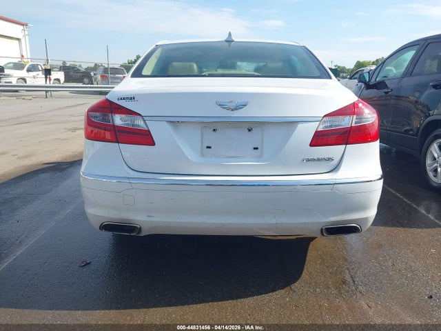 Hyundai Genesis 3.8