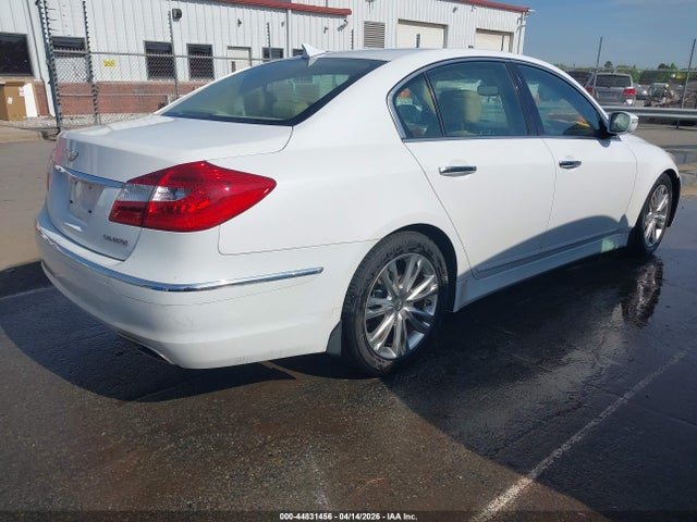 Hyundai Genesis 3.8