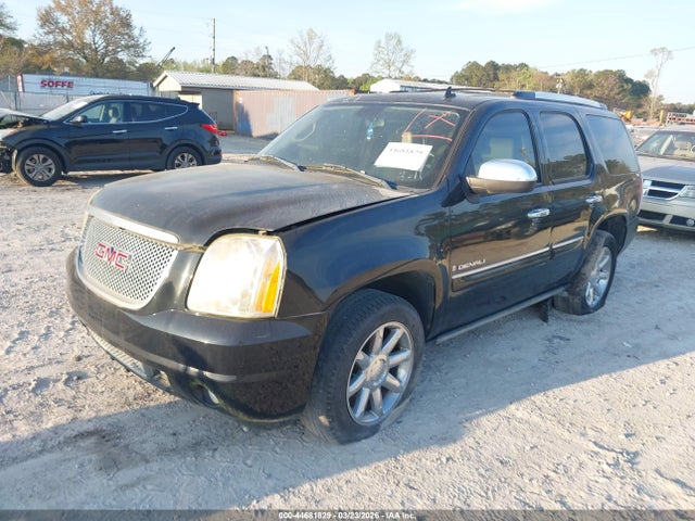 GMC Yukon Denali