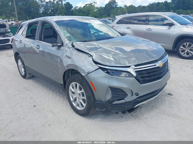 Salvage Chevrolet Equinox Image