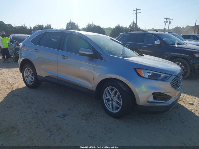 Salvage Ford Edge Image