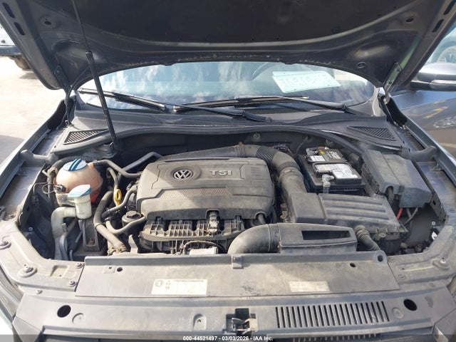 Volkswagen Passat 1.8t Wolfsburg Edition