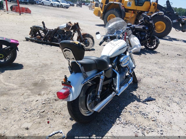 Harley-Davidson Xl883 C