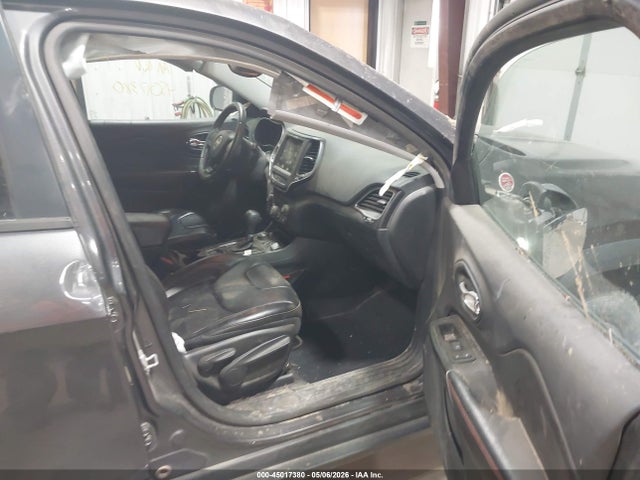 Jeep Cherokee Trailhawk 4x4