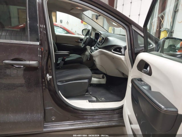 Chrysler Pacifica L