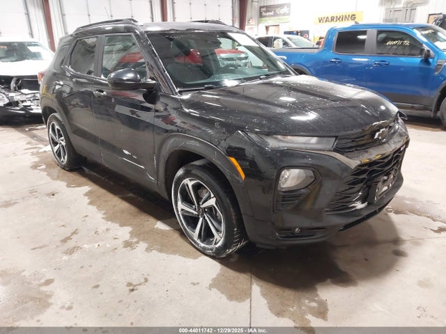 Salvage Chevrolet Trailblazer Image