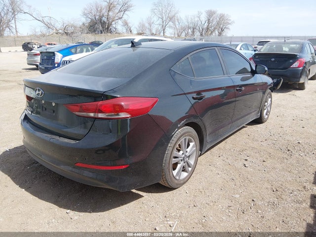 Hyundai ELANTRA Sel