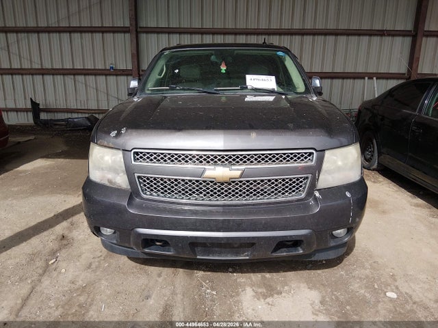 Chevrolet Suburban 1500 Ltz